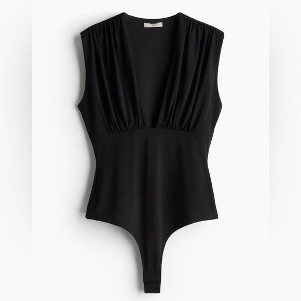 NWT H&M V Neck Thong Bodysuit in Black Sleeveless Neutral Womens Size Small